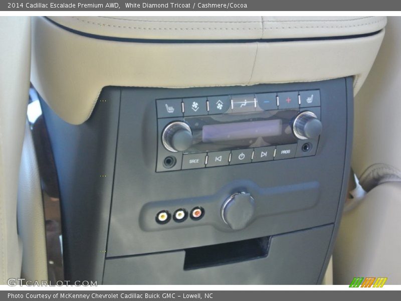 Controls of 2014 Escalade Premium AWD