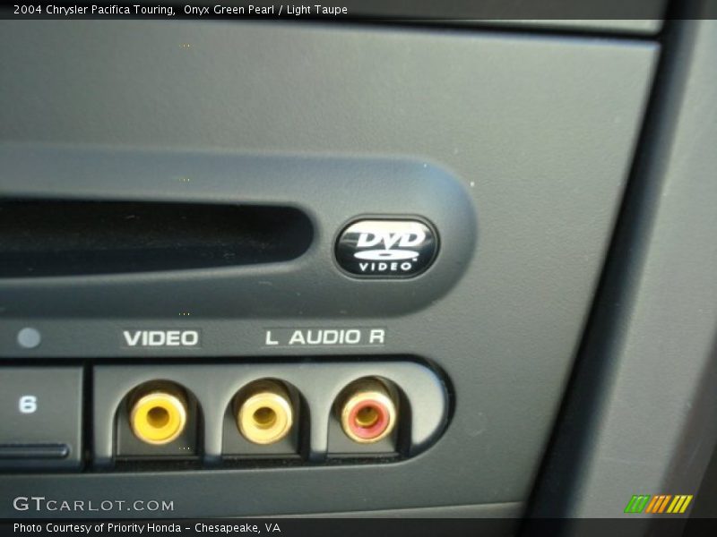 Onyx Green Pearl / Light Taupe 2004 Chrysler Pacifica Touring