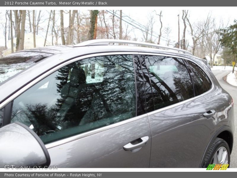 Meteor Grey Metallic / Black 2012 Porsche Cayenne Turbo