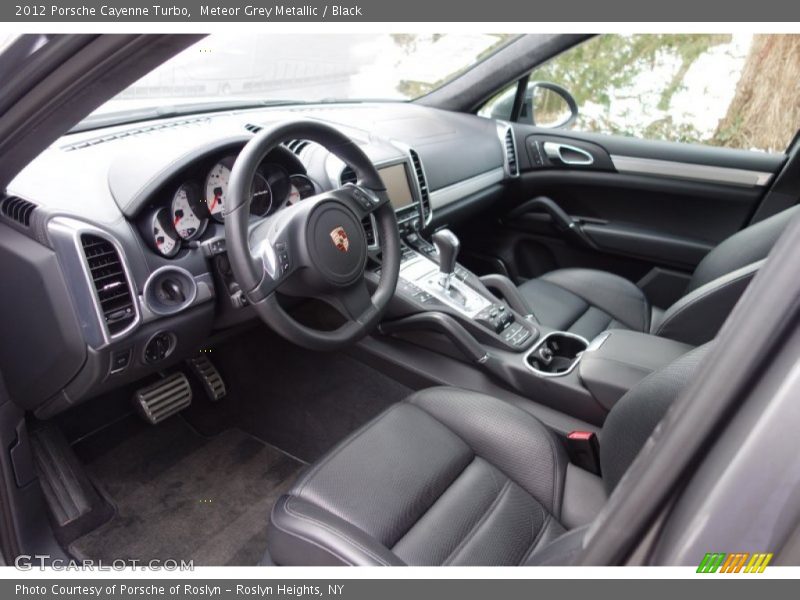 Meteor Grey Metallic / Black 2012 Porsche Cayenne Turbo