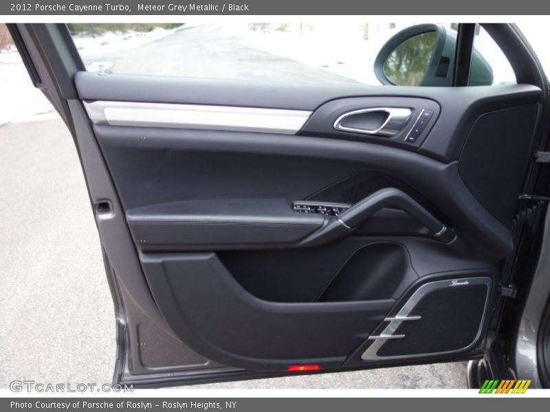 Meteor Grey Metallic / Black 2012 Porsche Cayenne Turbo