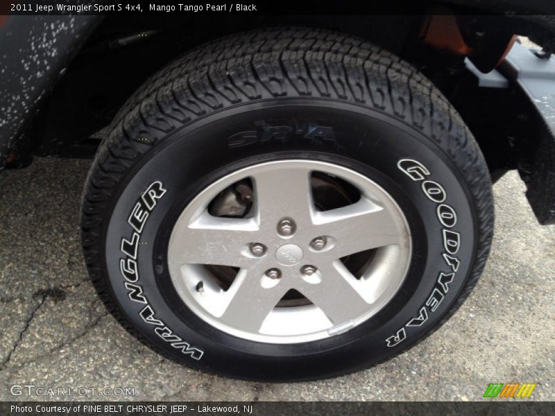 Mango Tango Pearl / Black 2011 Jeep Wrangler Sport S 4x4