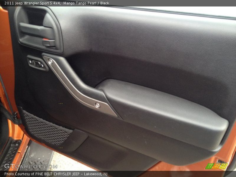 Mango Tango Pearl / Black 2011 Jeep Wrangler Sport S 4x4