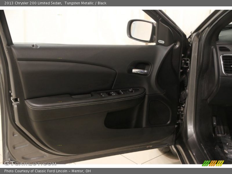 Tungsten Metallic / Black 2013 Chrysler 200 Limited Sedan