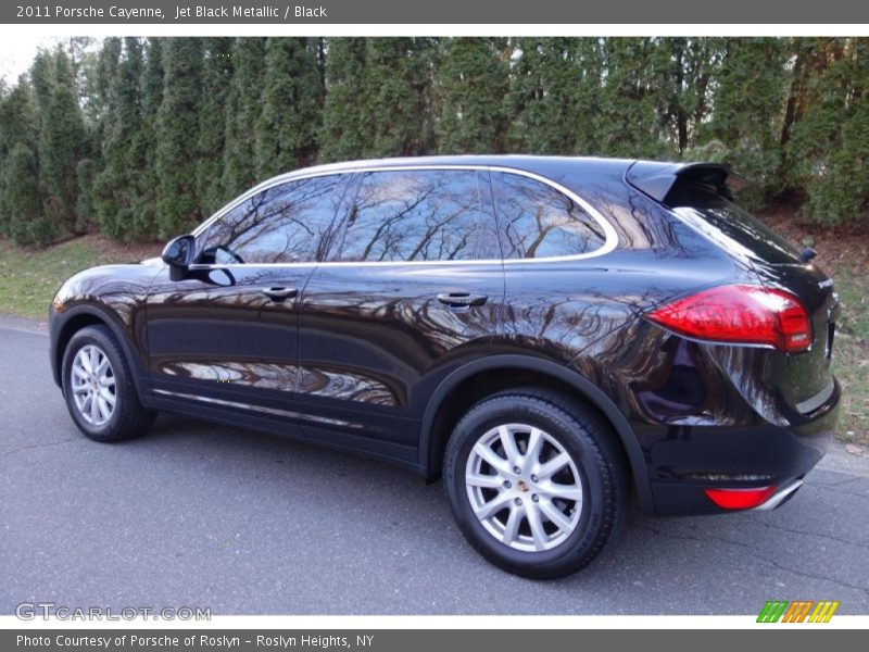 Jet Black Metallic / Black 2011 Porsche Cayenne