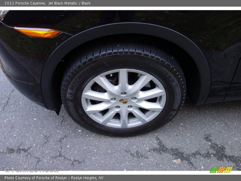 Jet Black Metallic / Black 2011 Porsche Cayenne