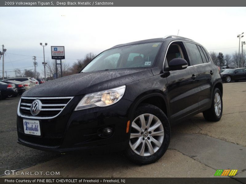 Deep Black Metallic / Sandstone 2009 Volkswagen Tiguan S