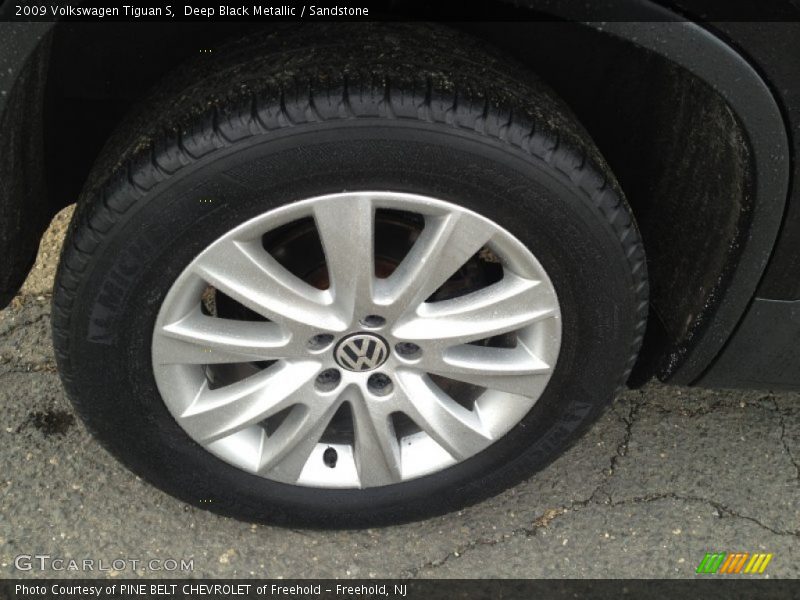 Deep Black Metallic / Sandstone 2009 Volkswagen Tiguan S