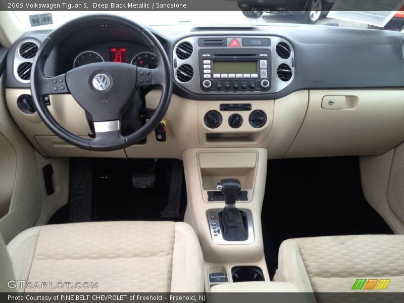 Deep Black Metallic / Sandstone 2009 Volkswagen Tiguan S