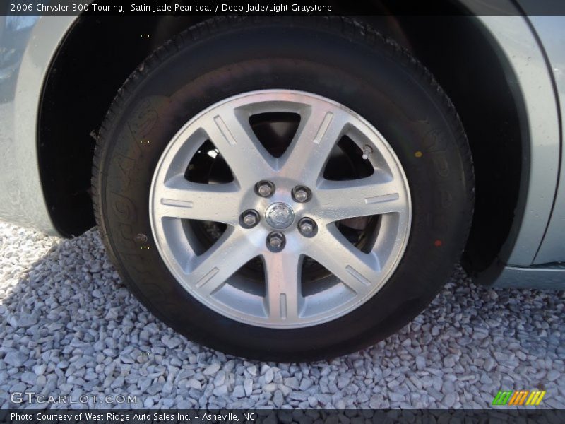 Satin Jade Pearlcoat / Deep Jade/Light Graystone 2006 Chrysler 300 Touring