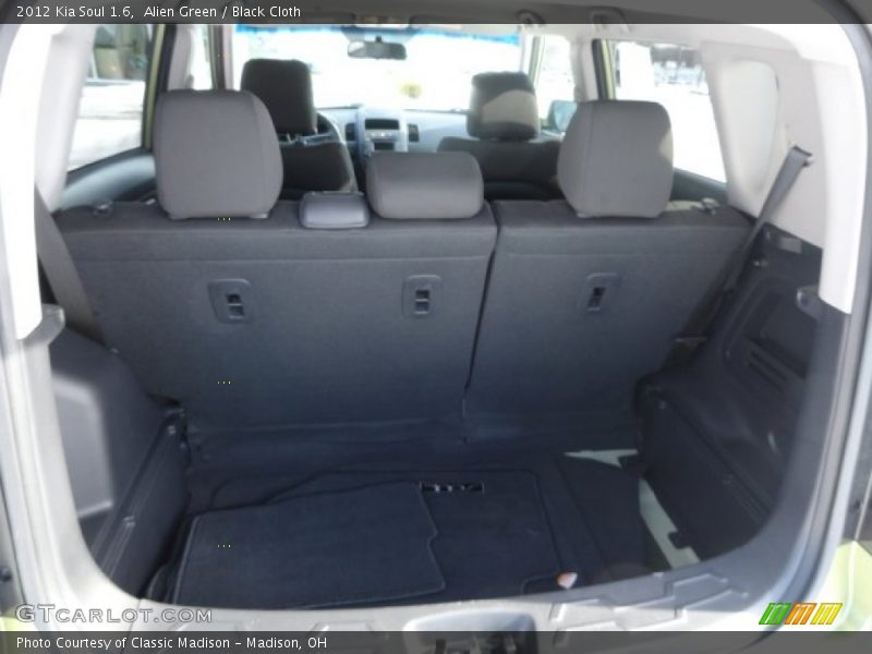 Alien Green / Black Cloth 2012 Kia Soul 1.6