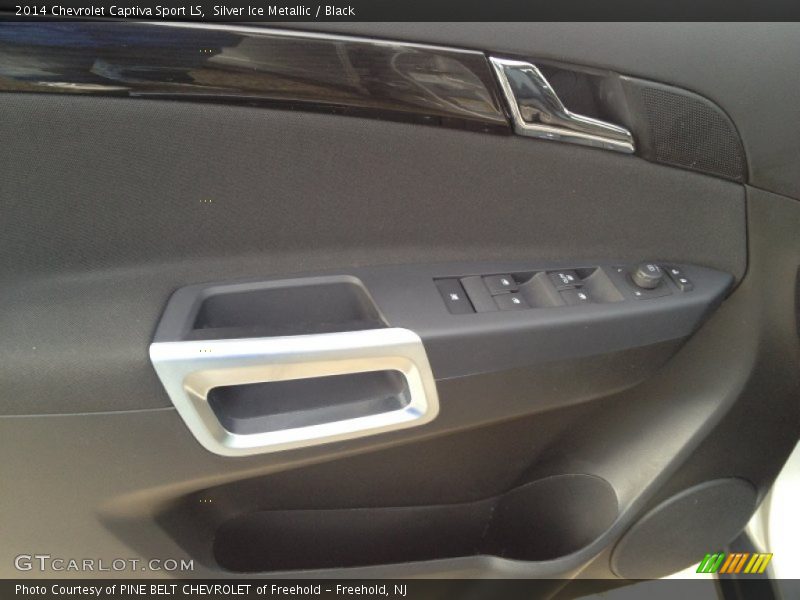 Silver Ice Metallic / Black 2014 Chevrolet Captiva Sport LS
