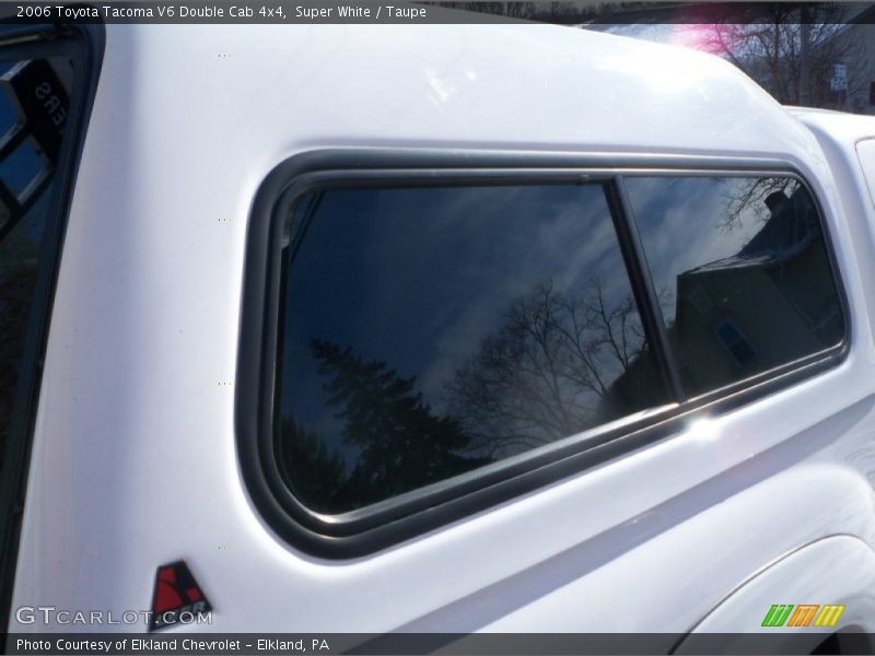 Super White / Taupe 2006 Toyota Tacoma V6 Double Cab 4x4