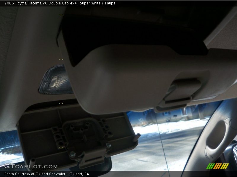 Super White / Taupe 2006 Toyota Tacoma V6 Double Cab 4x4