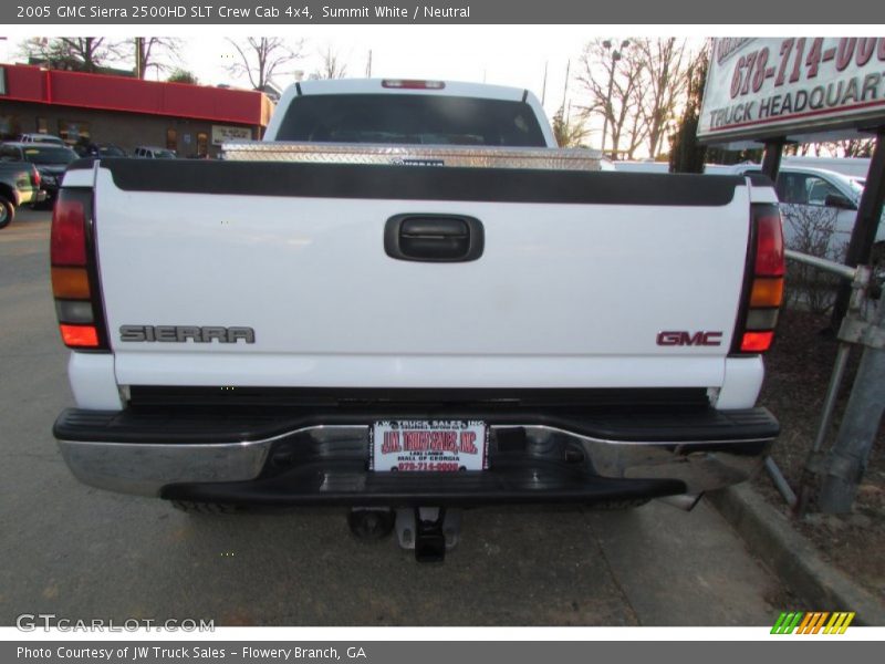 Summit White / Neutral 2005 GMC Sierra 2500HD SLT Crew Cab 4x4
