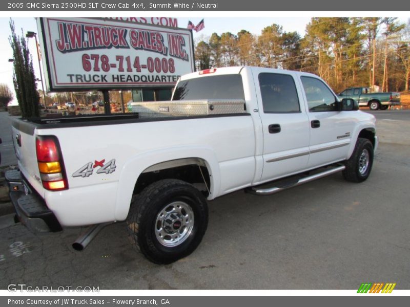 Summit White / Neutral 2005 GMC Sierra 2500HD SLT Crew Cab 4x4