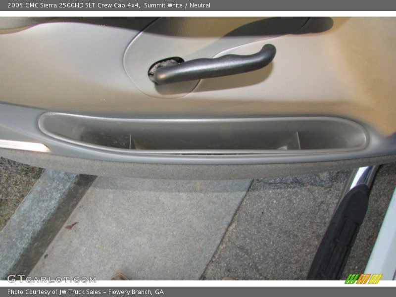 Summit White / Neutral 2005 GMC Sierra 2500HD SLT Crew Cab 4x4