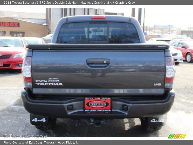 Magnetic Gray Metallic / Graphite Gray 2011 Toyota Tacoma V6 TRD Sport Double Cab 4x4