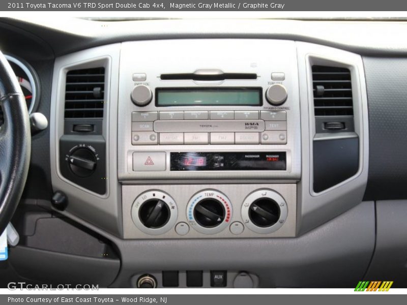 Magnetic Gray Metallic / Graphite Gray 2011 Toyota Tacoma V6 TRD Sport Double Cab 4x4