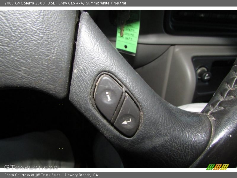 Summit White / Neutral 2005 GMC Sierra 2500HD SLT Crew Cab 4x4