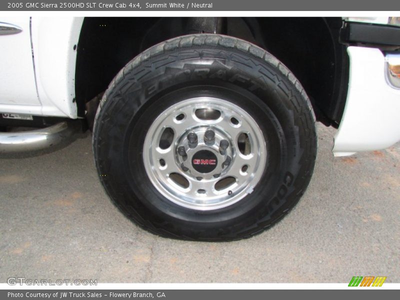 Summit White / Neutral 2005 GMC Sierra 2500HD SLT Crew Cab 4x4
