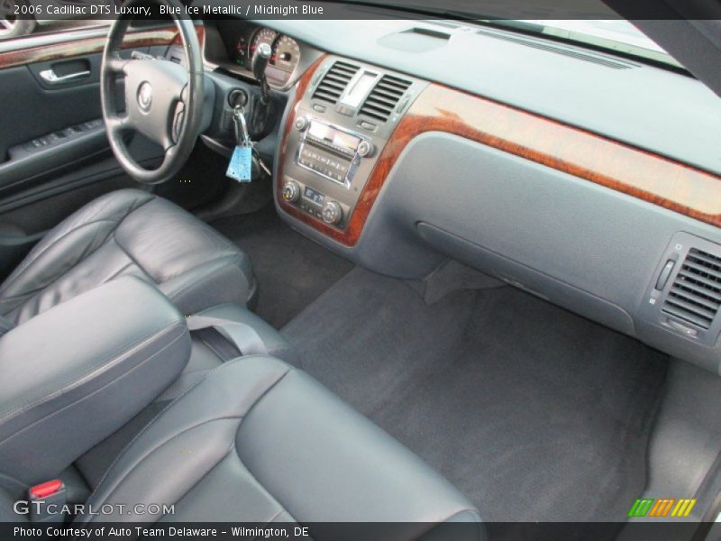 Blue Ice Metallic / Midnight Blue 2006 Cadillac DTS Luxury