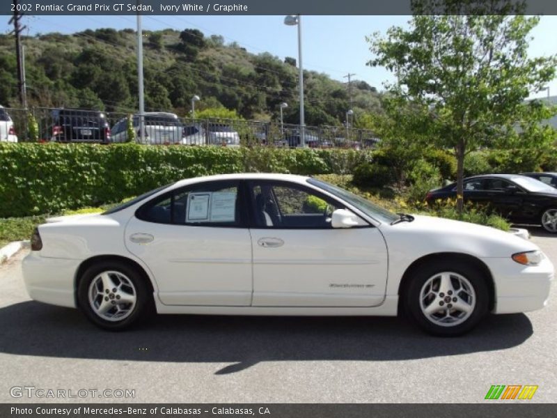 Ivory White / Graphite 2002 Pontiac Grand Prix GT Sedan