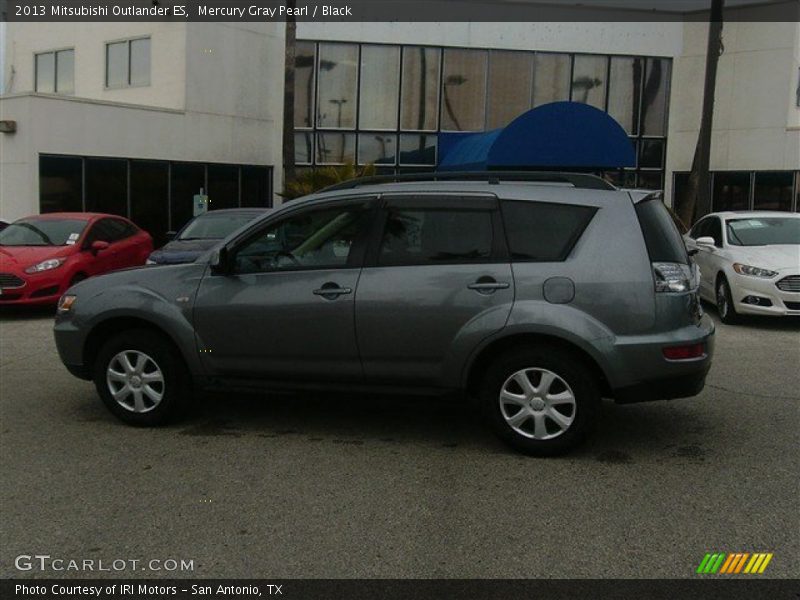 Mercury Gray Pearl / Black 2013 Mitsubishi Outlander ES