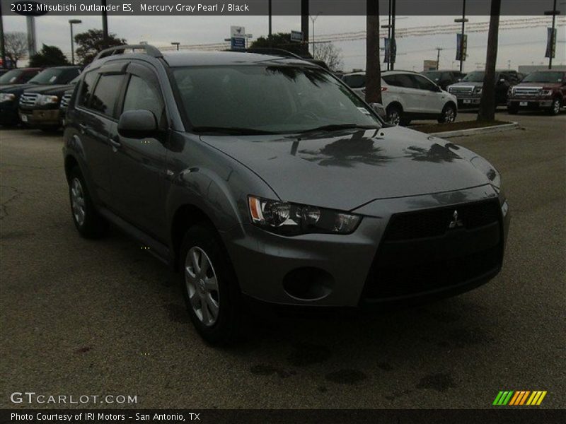 Mercury Gray Pearl / Black 2013 Mitsubishi Outlander ES