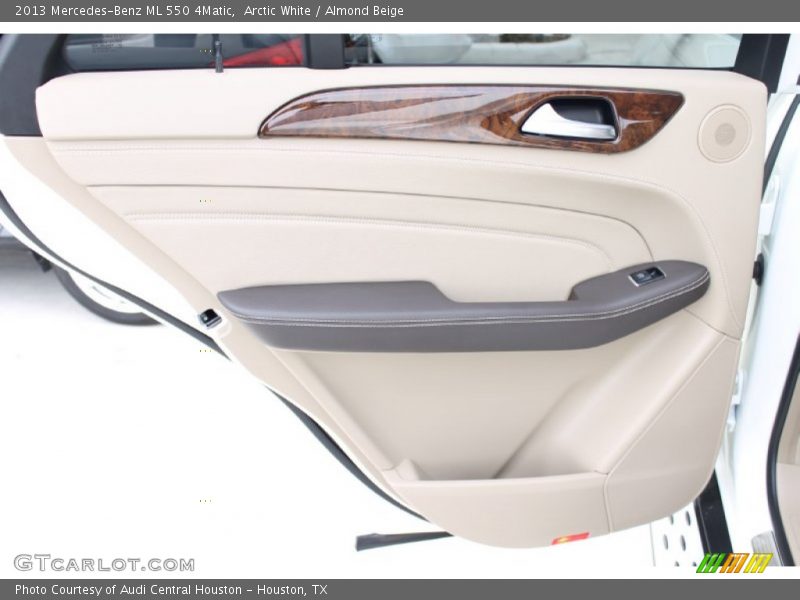 Arctic White / Almond Beige 2013 Mercedes-Benz ML 550 4Matic
