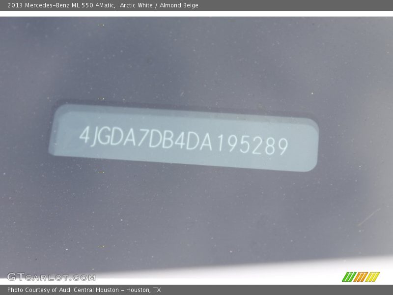 Arctic White / Almond Beige 2013 Mercedes-Benz ML 550 4Matic