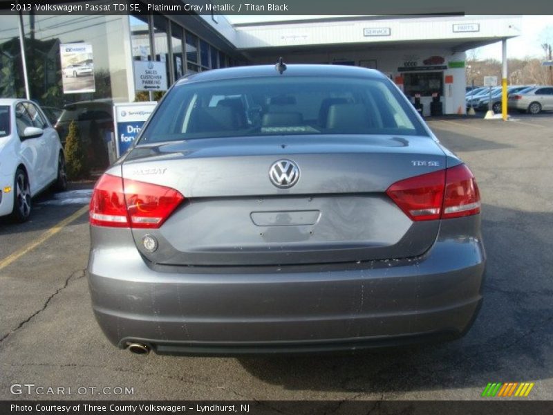 Platinum Gray Metallic / Titan Black 2013 Volkswagen Passat TDI SE