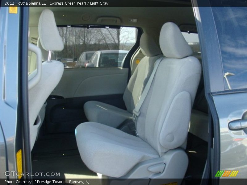 Cypress Green Pearl / Light Gray 2012 Toyota Sienna LE