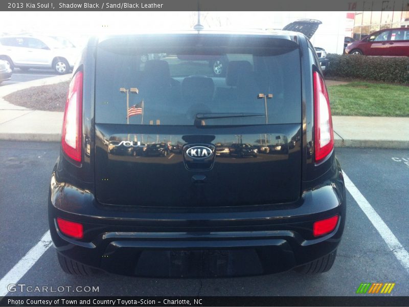 Shadow Black / Sand/Black Leather 2013 Kia Soul !