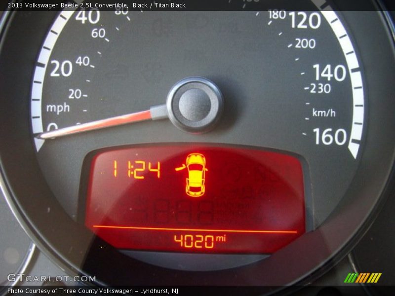 Black / Titan Black 2013 Volkswagen Beetle 2.5L Convertible