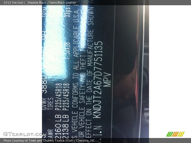 Shadow Black / Sand/Black Leather 2013 Kia Soul !