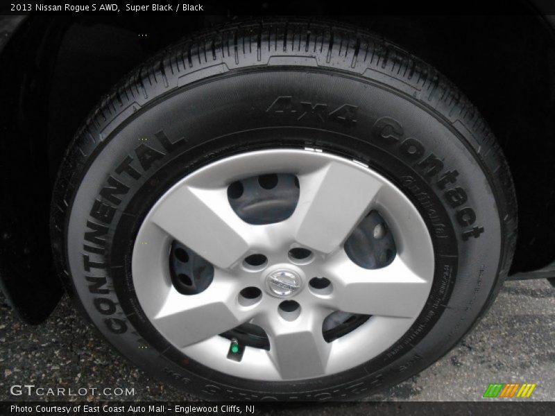 Super Black / Black 2013 Nissan Rogue S AWD