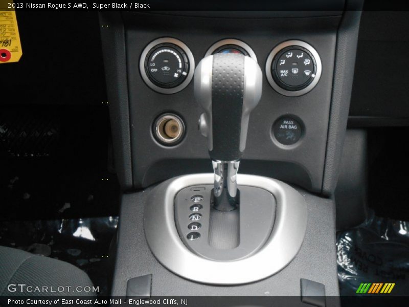 Super Black / Black 2013 Nissan Rogue S AWD