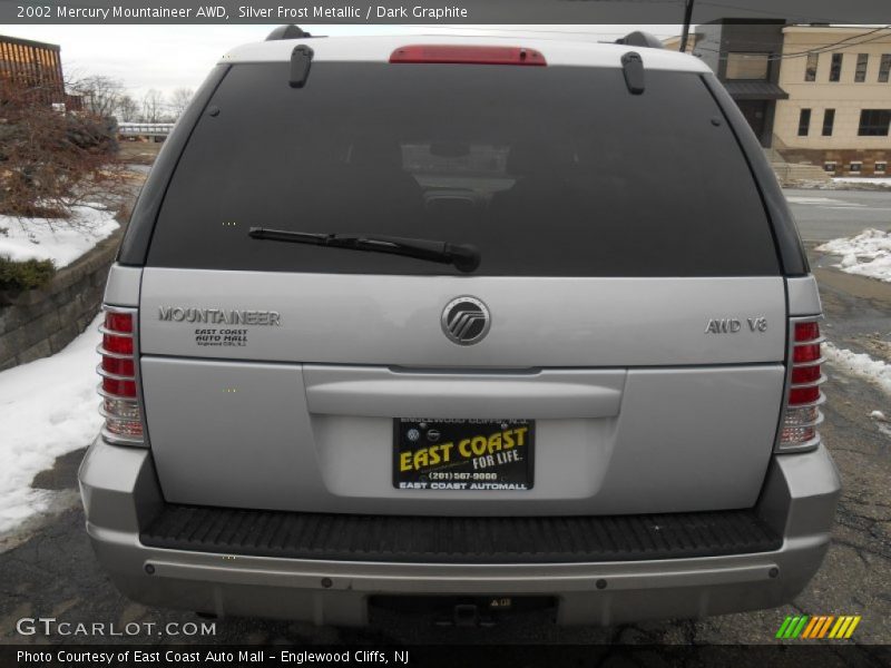 Silver Frost Metallic / Dark Graphite 2002 Mercury Mountaineer AWD