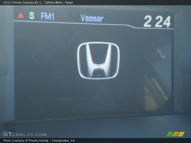 Taffeta White / Beige 2011 Honda Odyssey EX-L