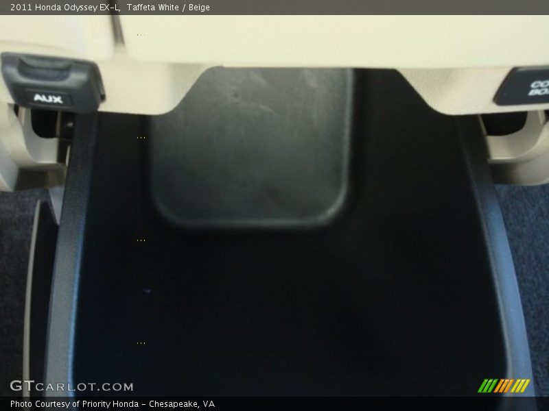 Taffeta White / Beige 2011 Honda Odyssey EX-L