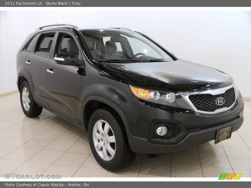 Ebony Black / Gray 2011 Kia Sorento LX