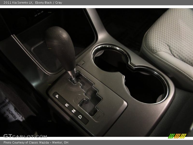 Ebony Black / Gray 2011 Kia Sorento LX