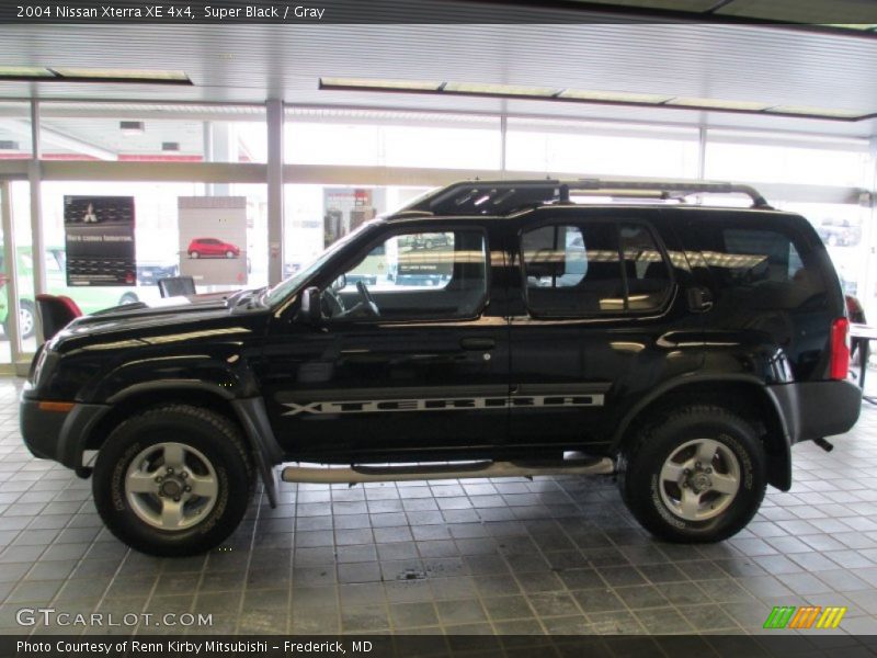 Super Black / Gray 2004 Nissan Xterra XE 4x4