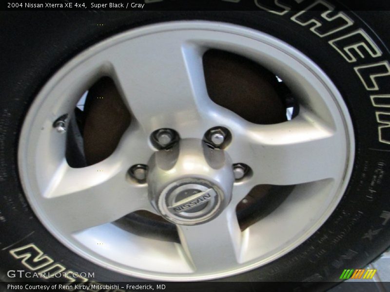 Super Black / Gray 2004 Nissan Xterra XE 4x4