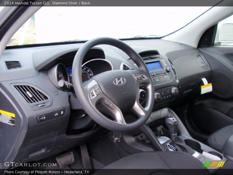 Black Interior - 2014 Tucson GLS 