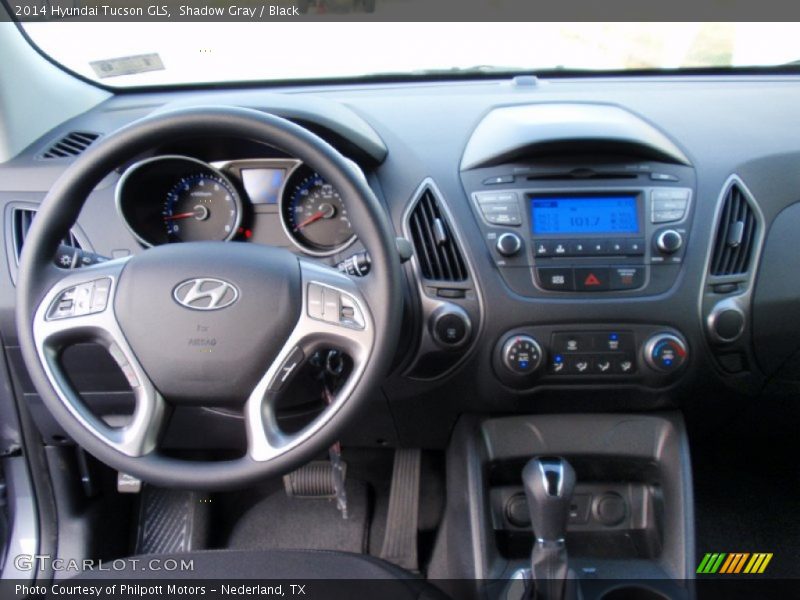 Dashboard of 2014 Tucson GLS