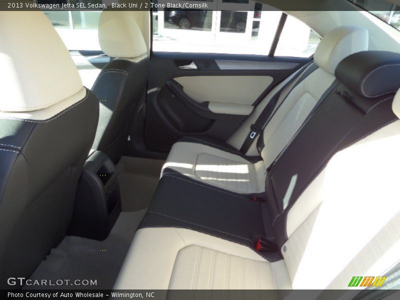 Black Uni / 2 Tone Black/Cornsilk 2013 Volkswagen Jetta SEL Sedan