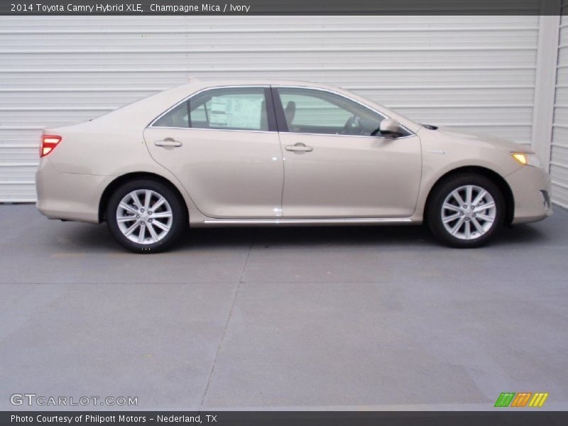 Champagne Mica / Ivory 2014 Toyota Camry Hybrid XLE