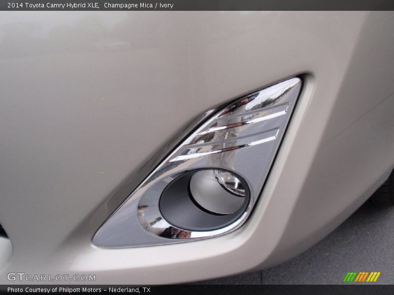 Champagne Mica / Ivory 2014 Toyota Camry Hybrid XLE